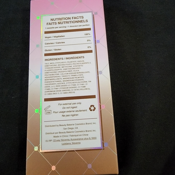 Beauty Bakerie Neopolotan Face palette - Picture 3 of 3